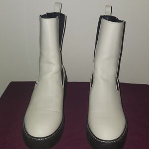 Nine West Womens Black And White Shoes
